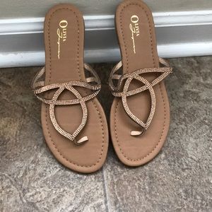 Olivia sandals from fashion nova,Color R.Gold